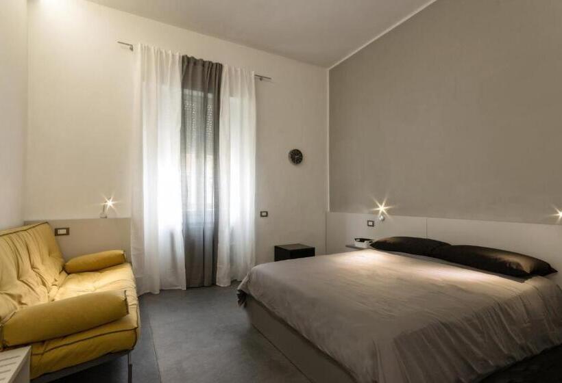 اتاق لوکس, Casa Mirko B & B Con Stazione Ricarica Auto Elettriche Parcheggio Privato Auto Moto Biciclette