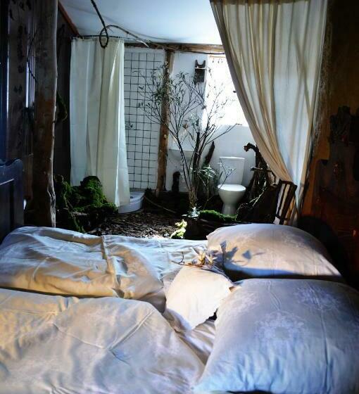 デラックスルーム, Faluhely Major