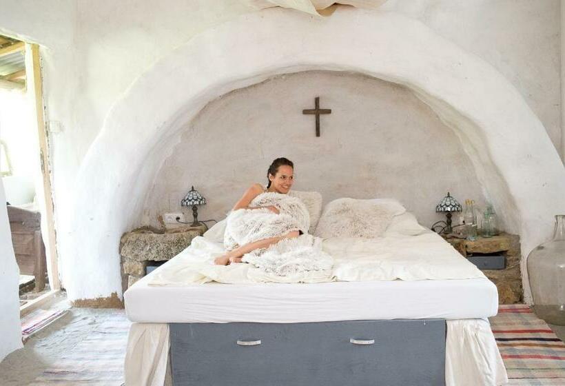 デラックスルーム, Faluhely Major