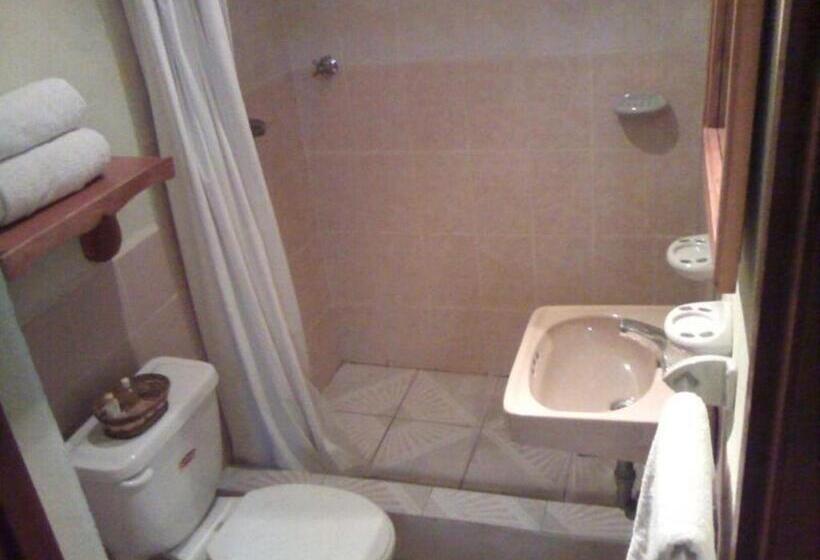 اتاق استاندارد, Nakum