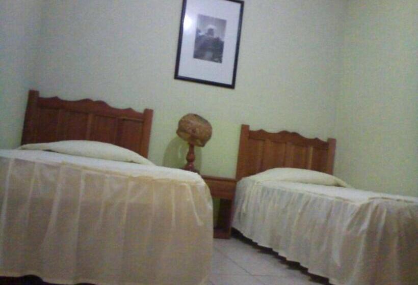 اتاق استاندارد, Nakum