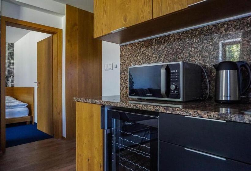 家庭间, Apartmány Golf&ski