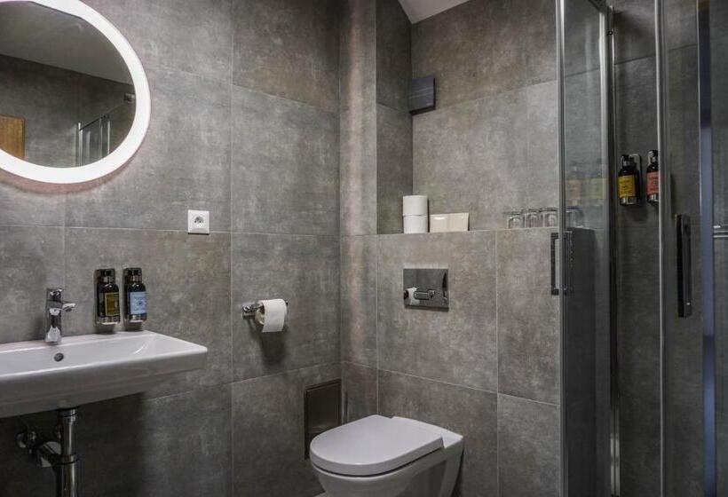 家庭间, Apartmány Golf&ski