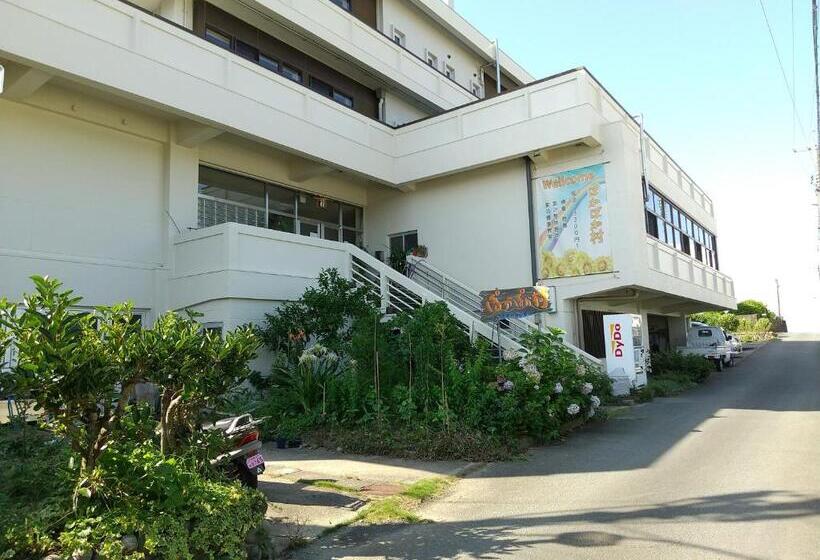 Четырехместный Номер Стандарт, Poka Poka Village