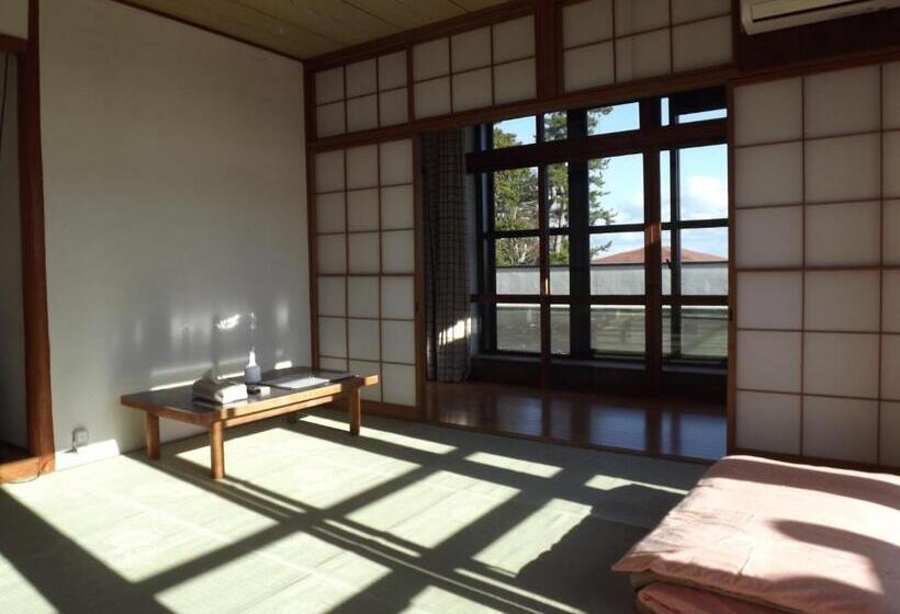 Четырехместный Номер Стандарт, Poka Poka Village