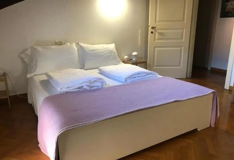 Standard room with outdoor bath, Residenza Privata Pedrotti