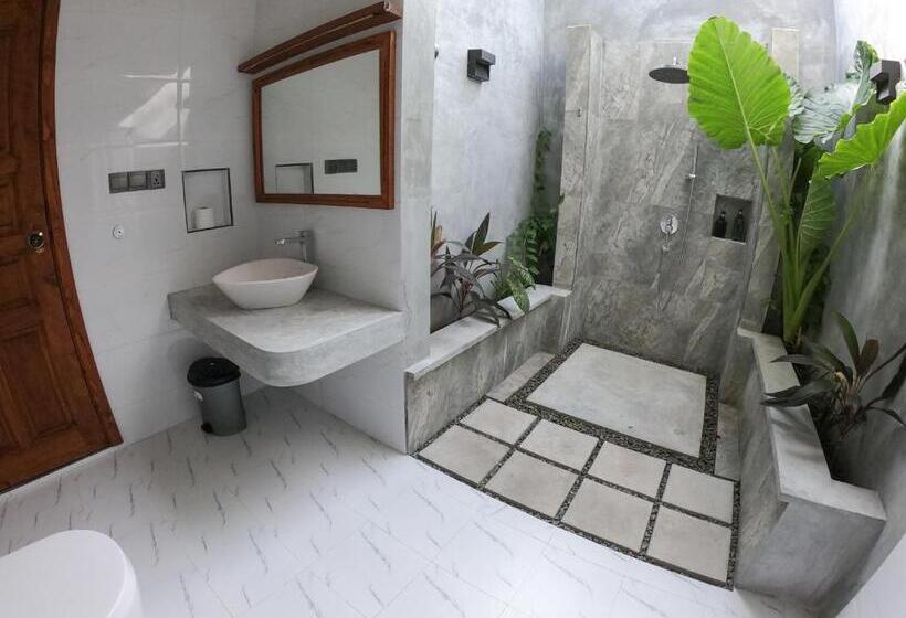 اتاق لوکس, Tiger Shark Residence & Dive