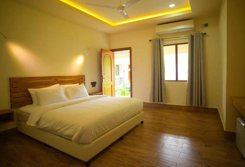 اتاق لوکس, Tiger Shark Residence & Dive