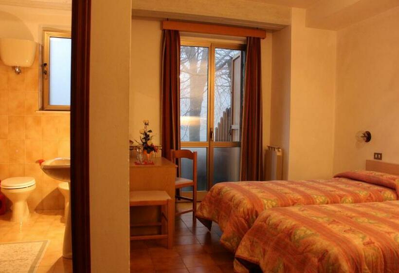 标准间, Albergo Ristorante Montecucco Da Tobia