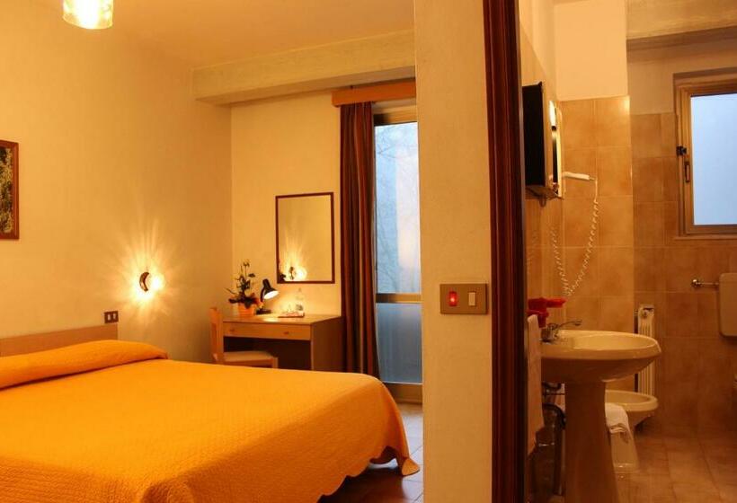 标准间, Albergo Ristorante Montecucco Da Tobia