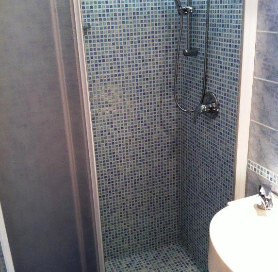 高级家庭房间, Paris Resort