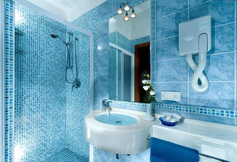 Семейный Номер Superior, Paris Resort
