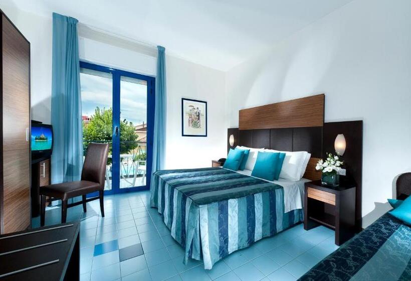 高级家庭房间, Paris Resort