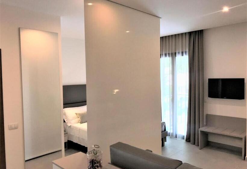 小型套房, Paris Resort