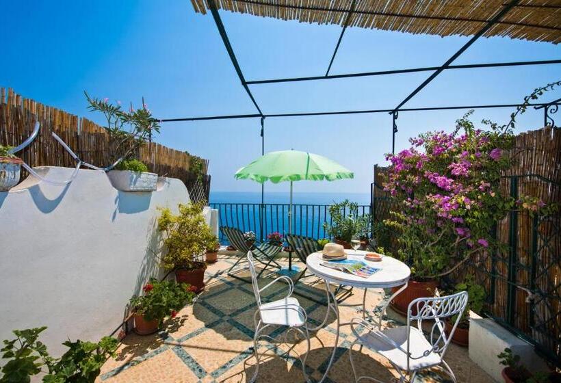 Triple Room Sea View, Pensione Maria Luisa