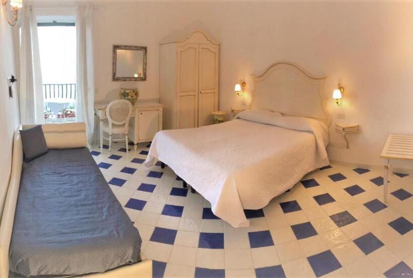 Triple Room Sea View, Pensione Maria Luisa