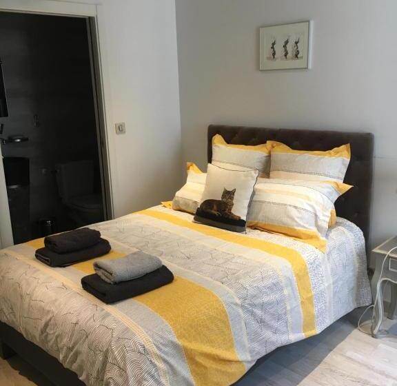 1 Bedroom Penthouse Apartment, La Maison De Maurice