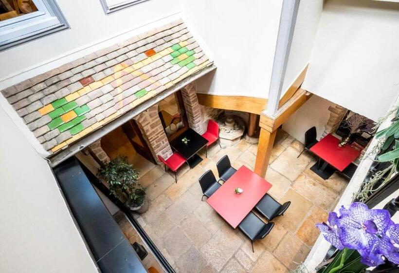 شقة دور أخير غرفة نوم واحدة, La Maison De Maurice