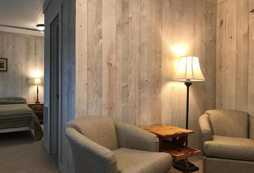 Номер Deluxe, Cedar Ridge Cabins