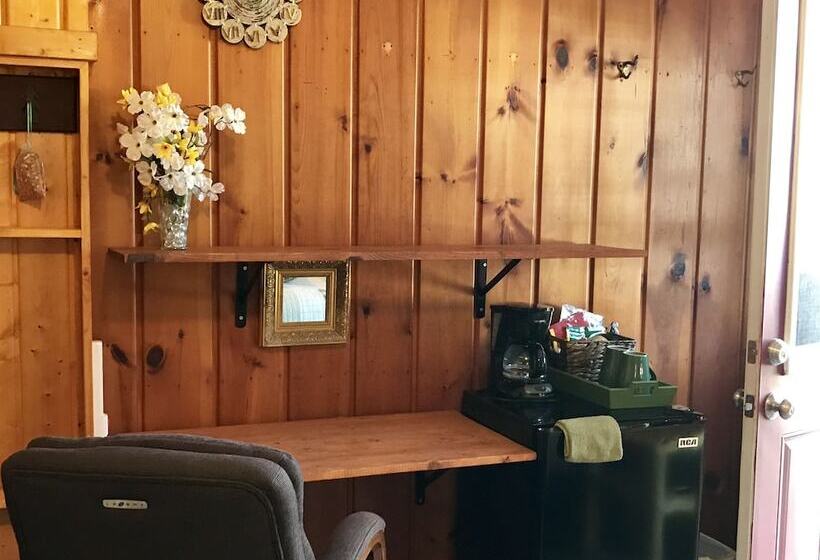 Номер Стандарт, Cedar Ridge Cabins