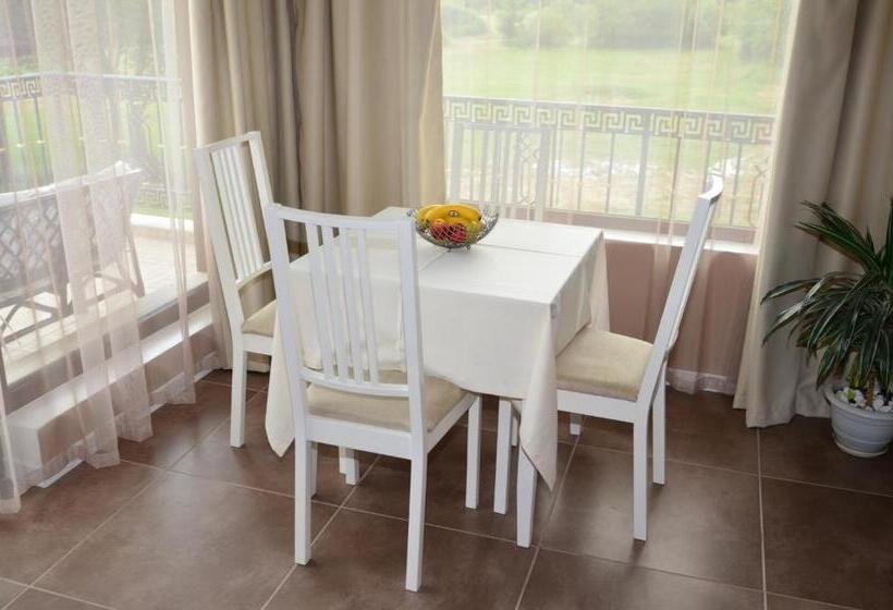 家庭间, Guesthouse Green Fields