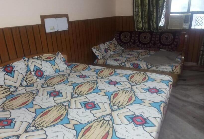 デラックスルーム, Rajpal Guest House