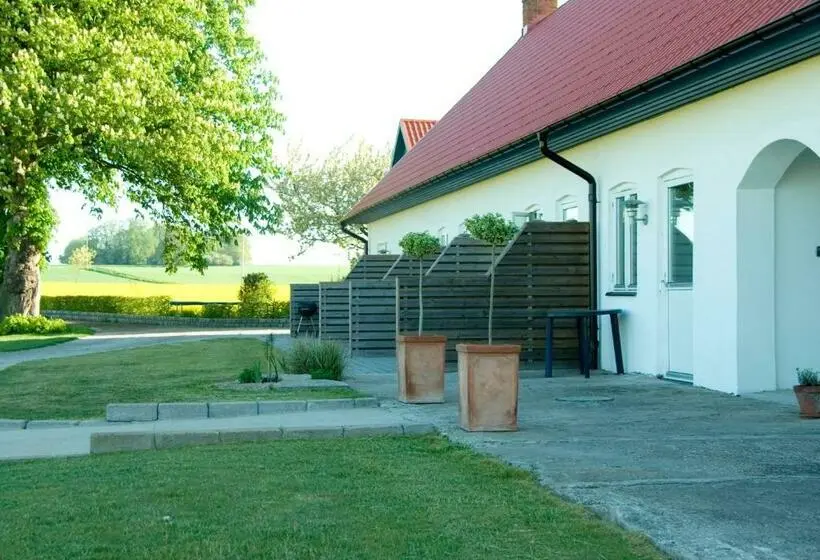 オーシャンビュースタンダードルーム, Skönadal B&b