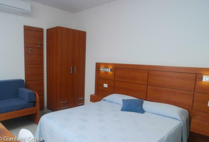 Студия Deluxe, Villaggio Turistico La Mantinera   Appartamenti De Luxe