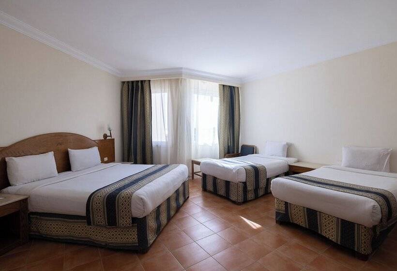 اتاق خانوادگی, Bliss Nada Beach Resort