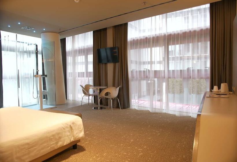 اتاق لوکس, Best Western Plus Net Tower Hotel Padova