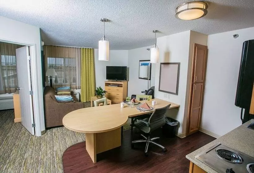 身障者適用スイートルーム, Candlewood Suites Fargo North Dakota State University, An Ihg