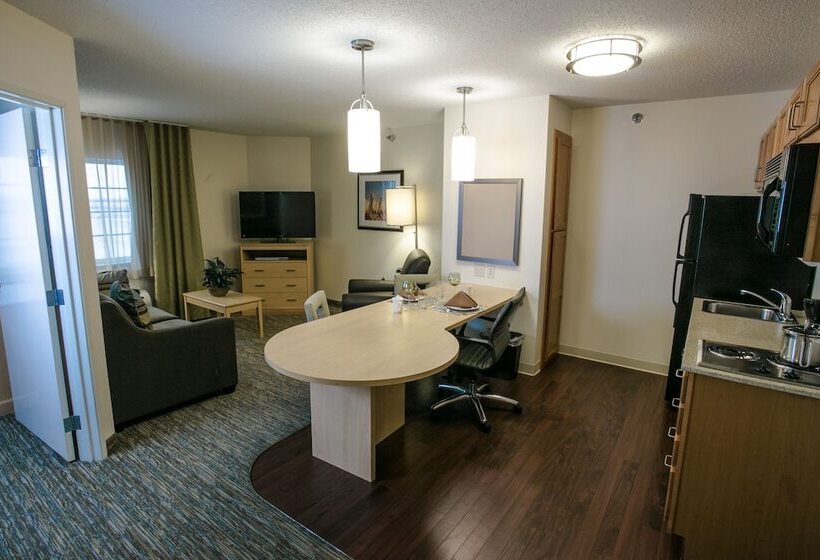 סוויטה מותאמת לאדם עם מוגבלויות, Candlewood Suites Fargo North Dakota State University, An Ihg