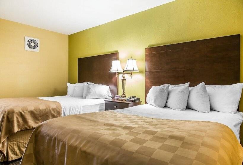 Люкс, Clarion Hotel & Suites Hamden New Haven