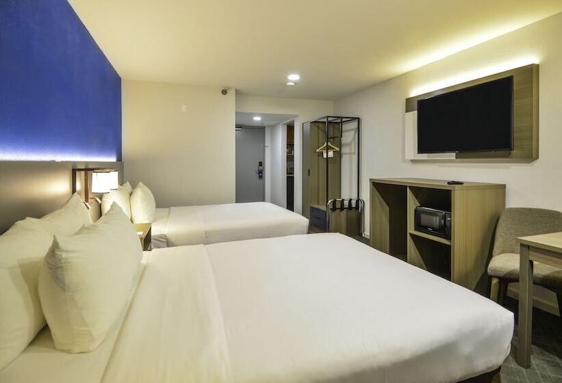 스탠다드 룸 더블 침대 2개, Comfort Inn & Suites Moreno Valley Near March Air Reserve Base