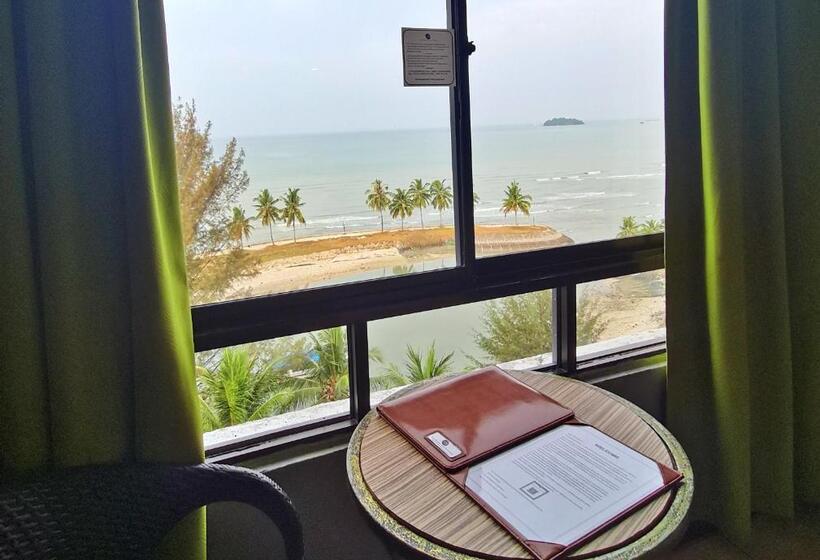 キングサイズベッドのスーペリアルーム, Corus Paradise Resort Port Dickson