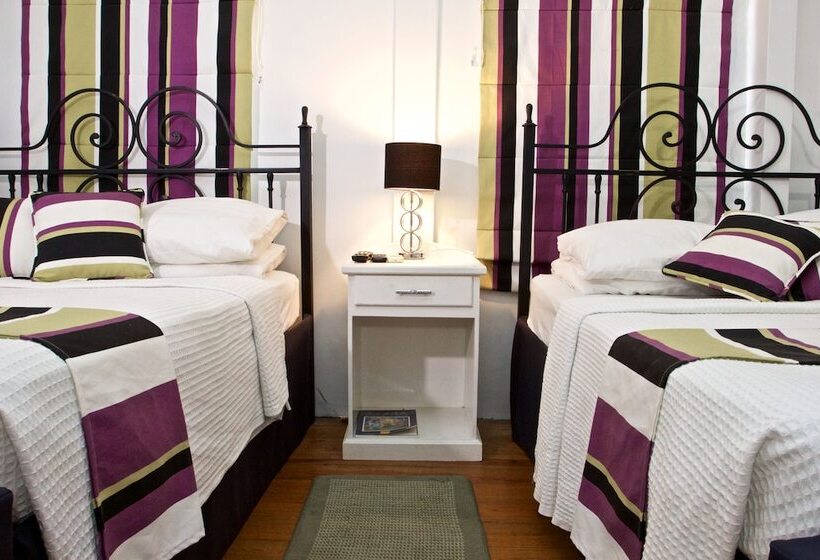 اتاق استاندارد با 2 تخت دوبل, Forty Winks Inn