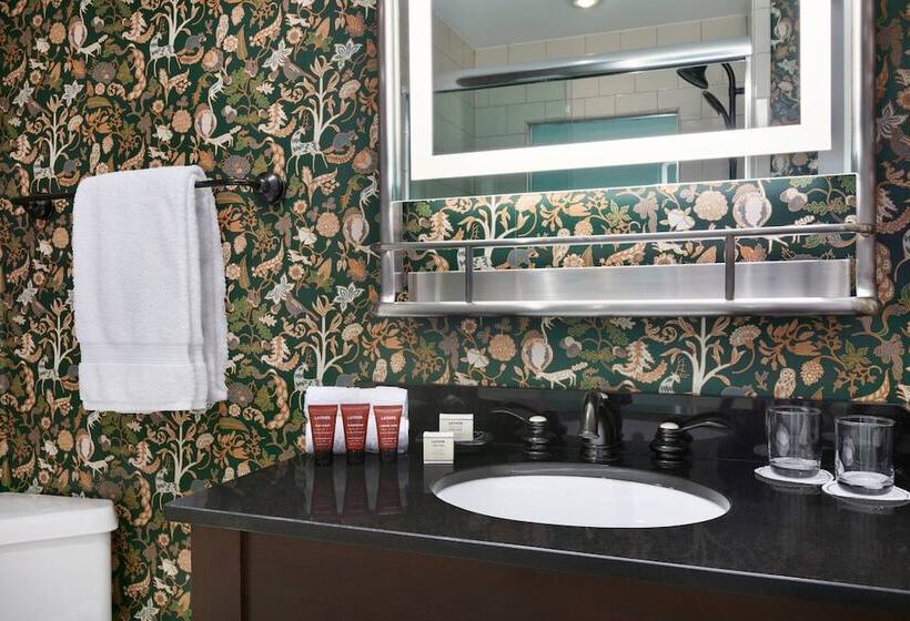 חדר סטנדרט שתי מיטות זוגיות, Glenn Hotel, Autograph Collection