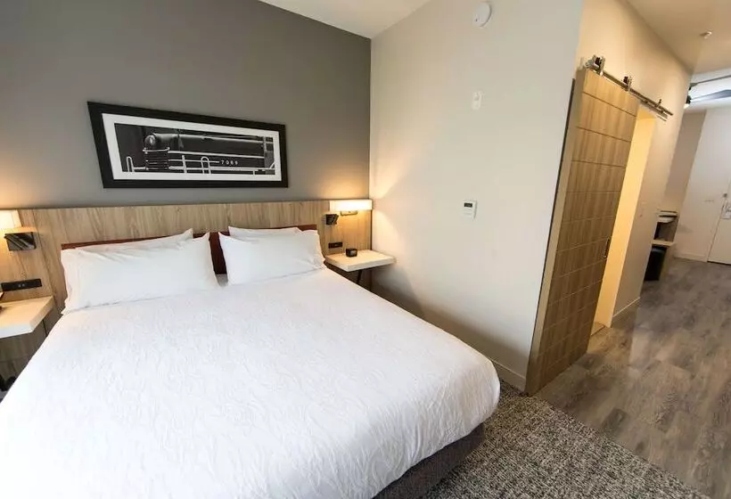 バルコニー付スイート, Hilton Garden Inn Savannah Historic District