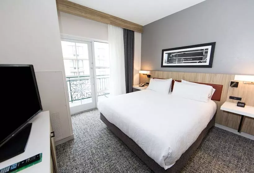 バルコニー付スイート, Hilton Garden Inn Savannah Historic District