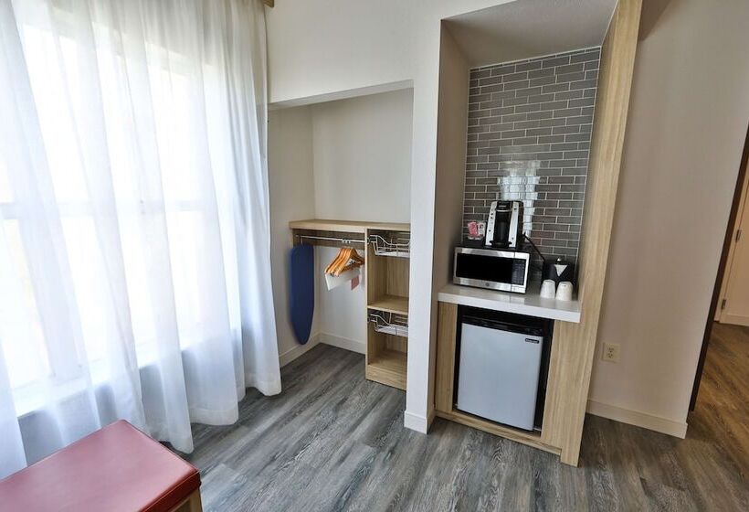 장애인을 위한 스탠다드 룸, Hilton Garden Inn Savannah Historic District