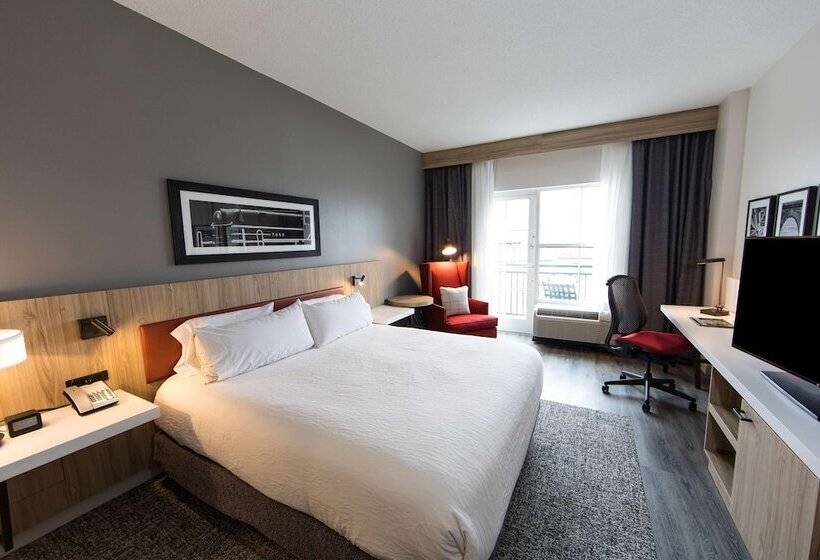 스탠다드 룸 더블 침대, Hilton Garden Inn Savannah Historic District