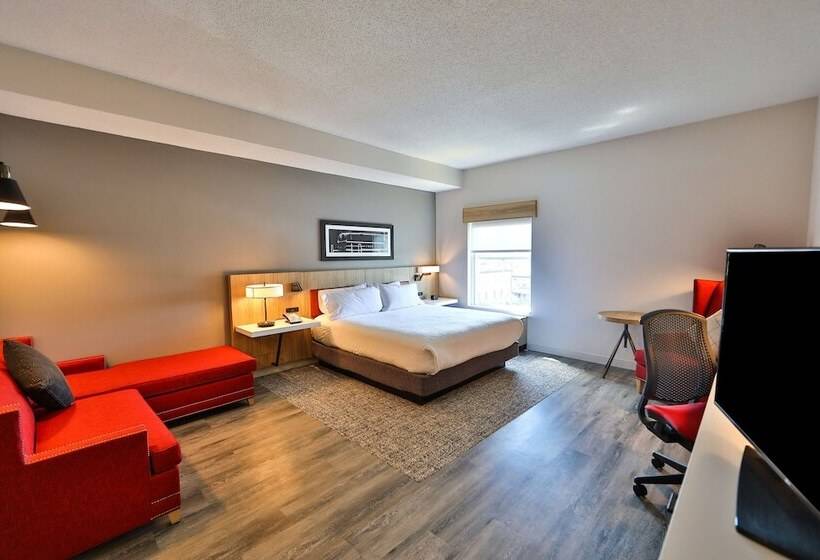 스탠다드 룸 더블 침대, Hilton Garden Inn Savannah Historic District