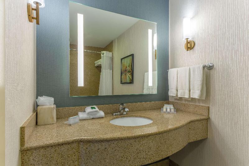 デラックススイート, Hilton Garden Inn Indianapolis Downtown