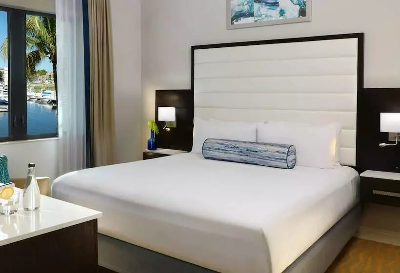 景色の見えるスイートルーム, Naples Bay Resort And Marina