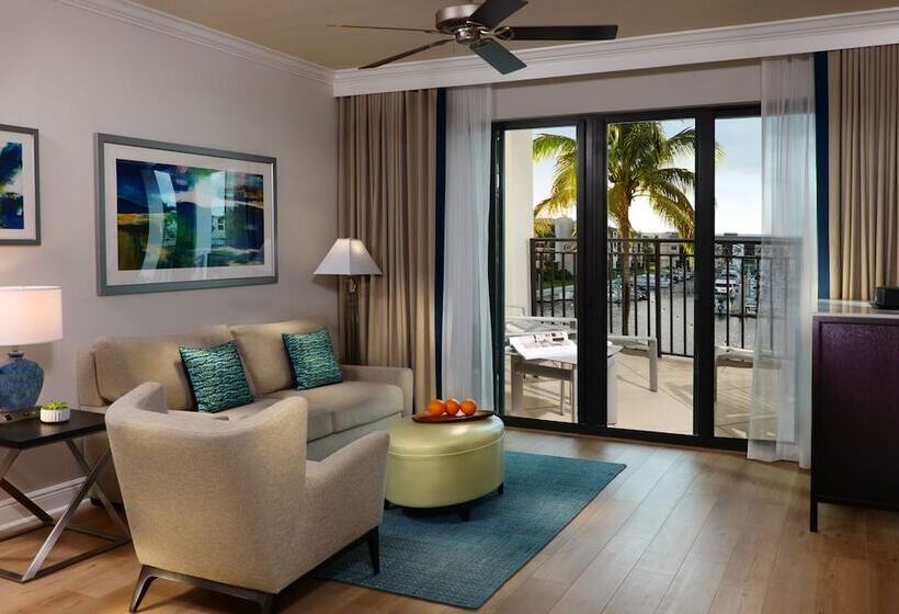 可观景的套房, Naples Bay Resort And Marina
