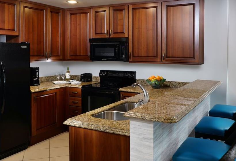 침실 2개 스위트, Naples Bay Resort And Marina