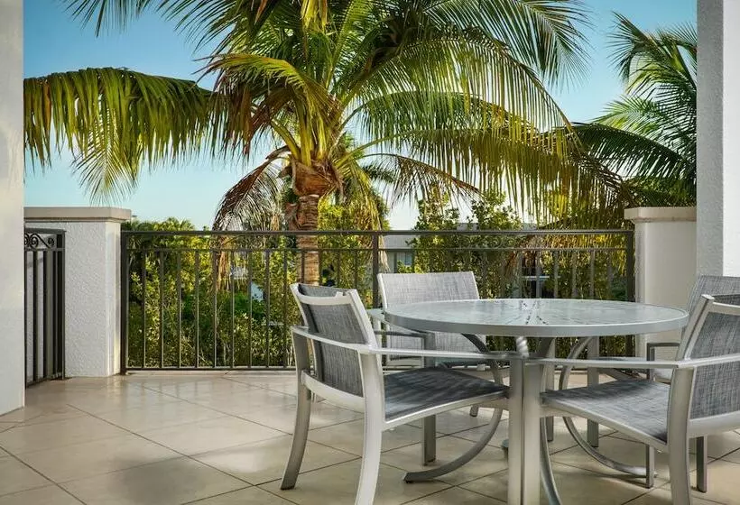 身障者適用スイートルーム, Naples Bay Resort And Marina