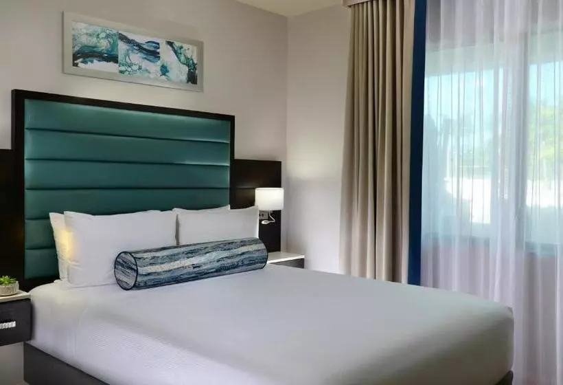２ベッドスイートルーム, Naples Bay Resort And Marina