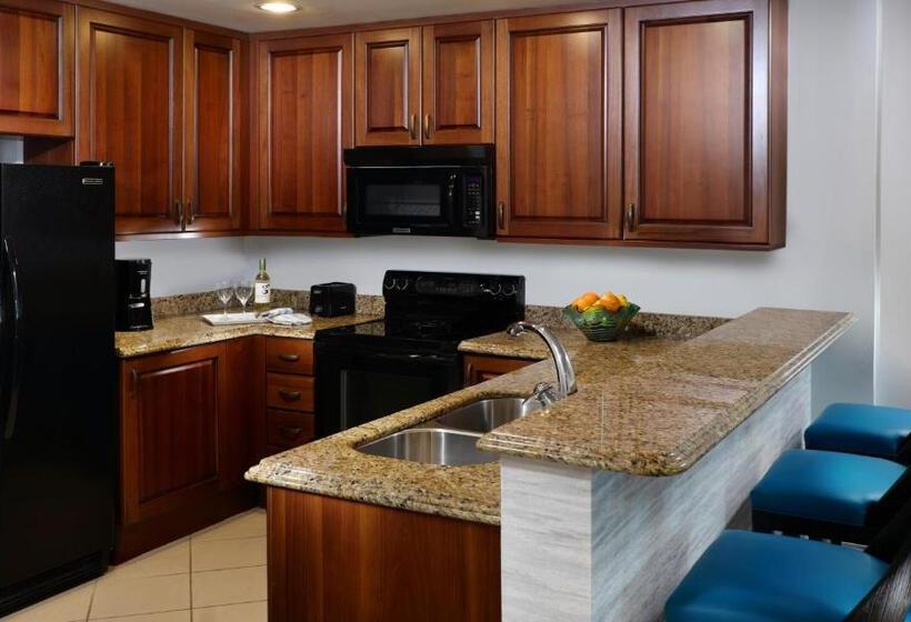 침실 2개 스위트, Naples Bay Resort And Marina