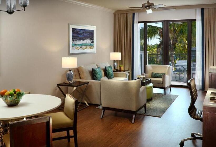 침실 2개 스위트, Naples Bay Resort And Marina